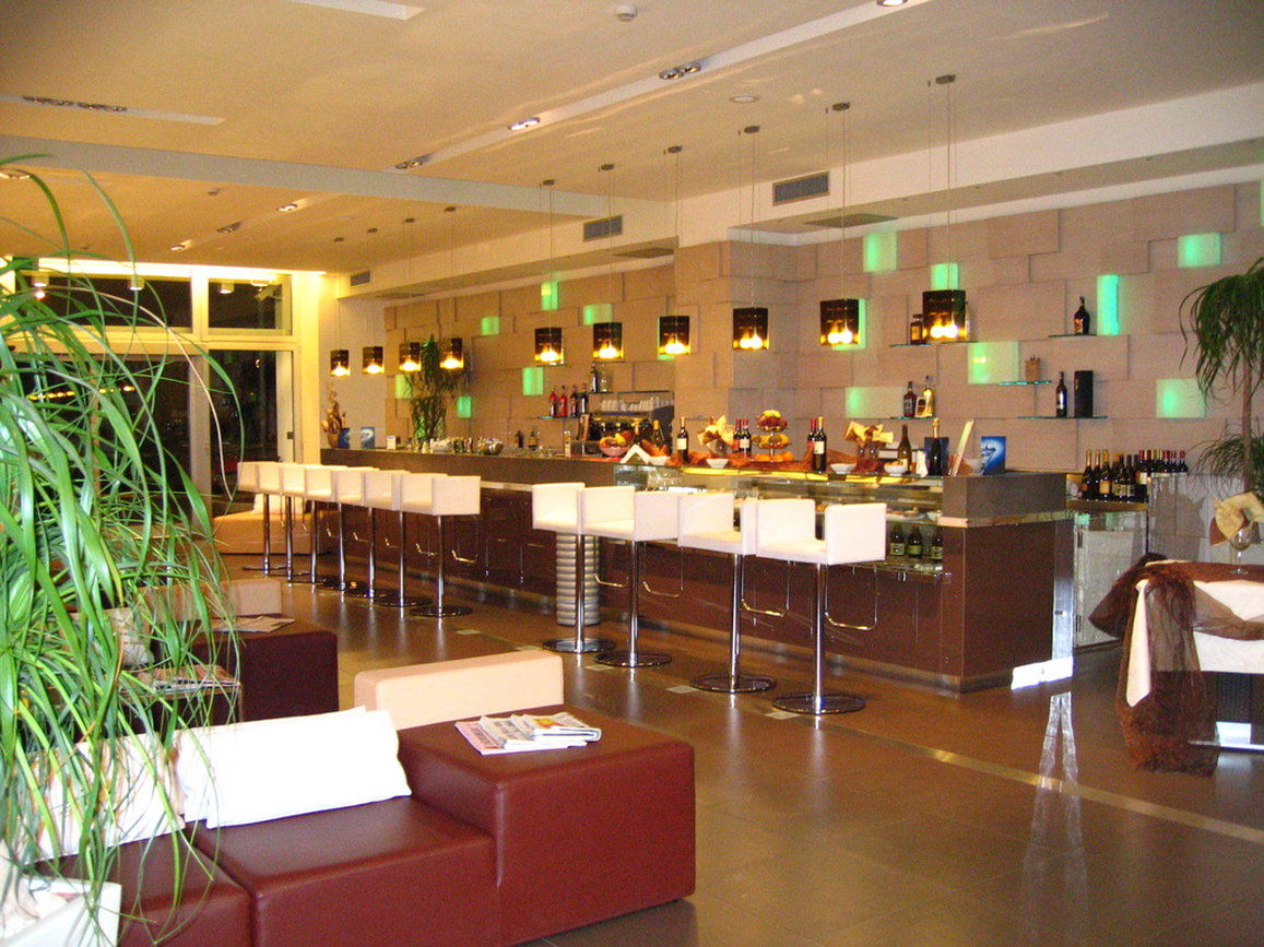 Hotel Cube Ραβένα Εξωτερικό φωτογραφία