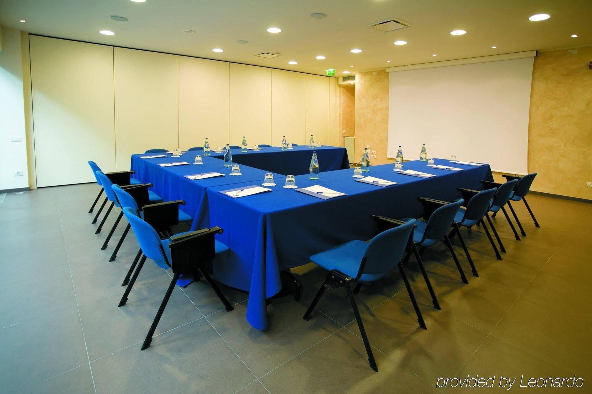Hotel Cube Ραβένα Εξωτερικό φωτογραφία